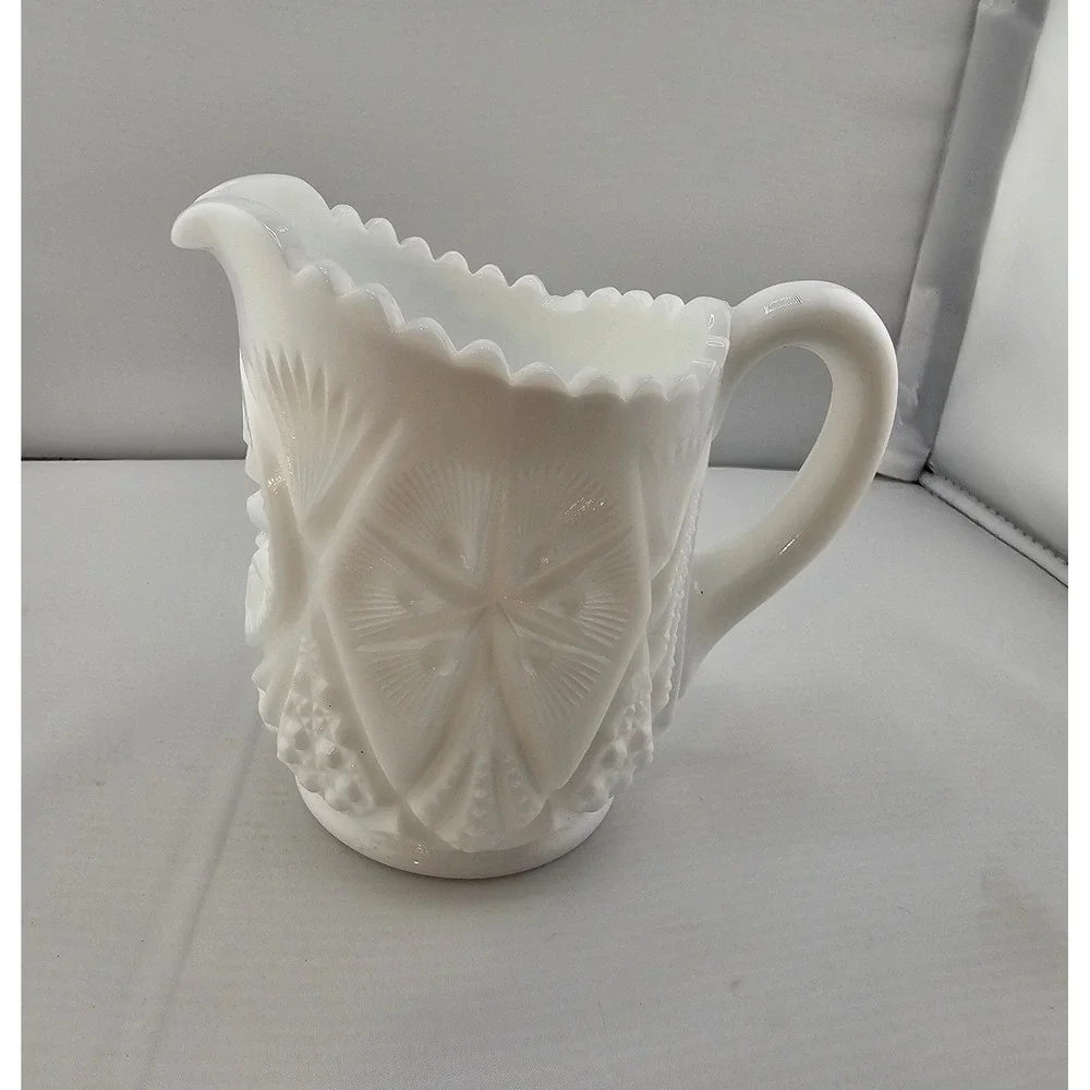 Vintage Milk Glass Creamer and Sugar Bowl Set Starburst mid-century‎ Farmhouse